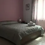 Central Luxury Apartment